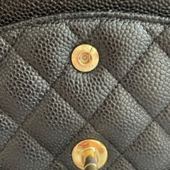 Chanel medium GHW - Picture 9 of 10